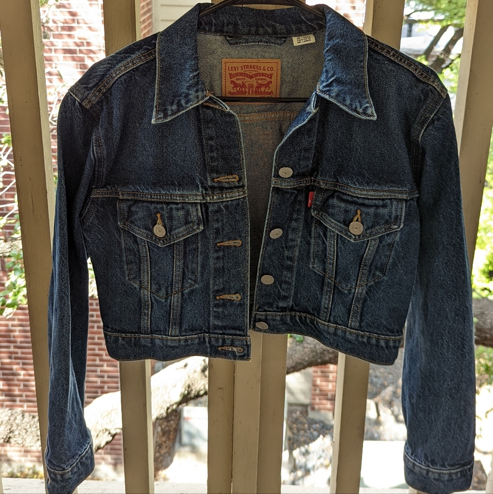 Levi's Women's Cropped Tucker JeanJacket